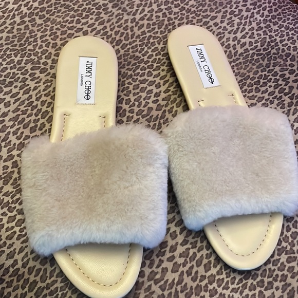 Jimmy Choo Beige Fur Slide Sandals size 41 new - Picture 3 of 4